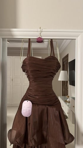 فستان اشرقت