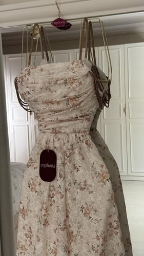 فستان هنادي