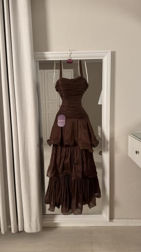 فستان اشرقت