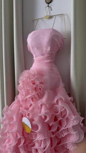 فستان لحمي جازار