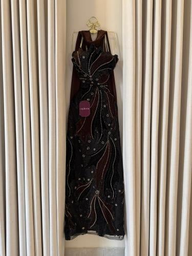 فستان خيريه