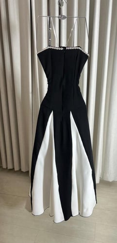 فستان لمسة الكلاسيك