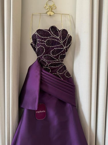 فستان منيره