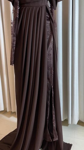 فستان جورجيت دانتيل بني