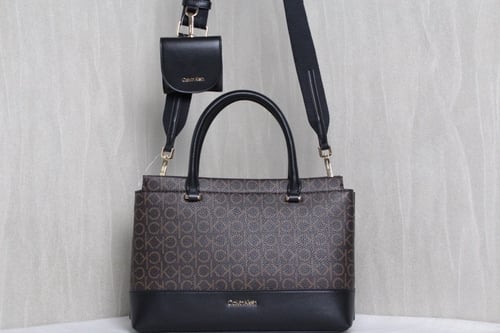 حقيبة كالفن كلاين