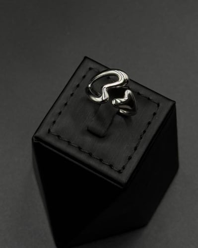 خاتم القلب فضي