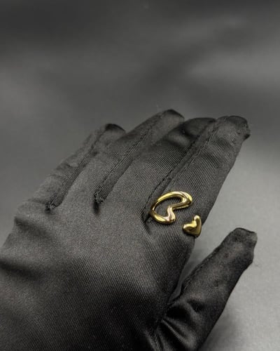 خاتم القلب ذهبي