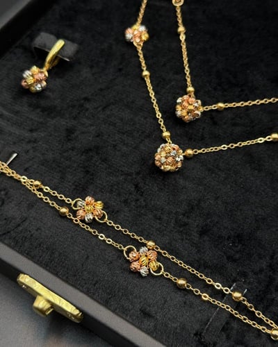 طقم دقة ذهب