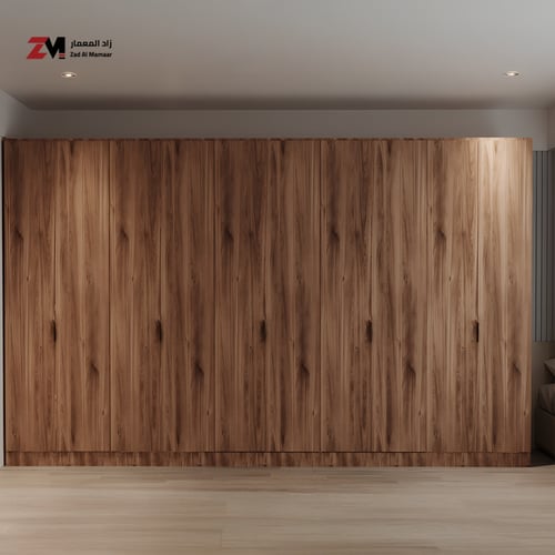 خزانة ملابس بإضاءة داخلية