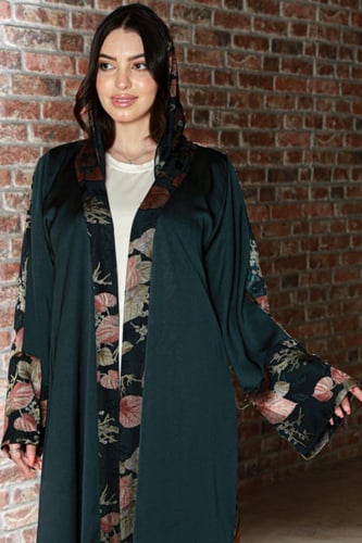 عباية زينا موس