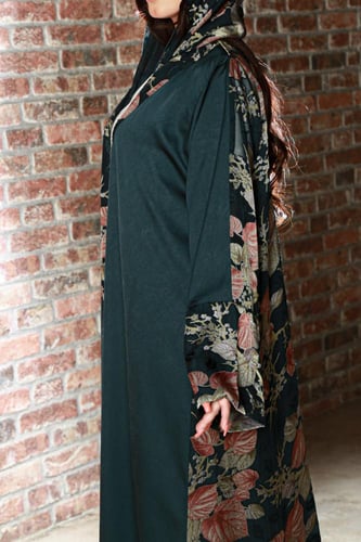 عباية زينا موس