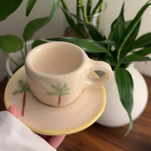 طقم اسبريسو كوب وصحن نخيل لون سكري