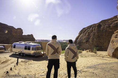 AlUla trip for 7 people from January 9 to 12, 2025