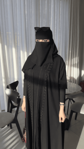 عباية نورا