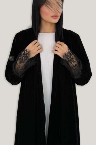 Korean velvet abaya with lace sleeves