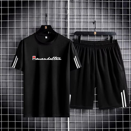 مجموعة رياضية سريعة الجفاف للرجال