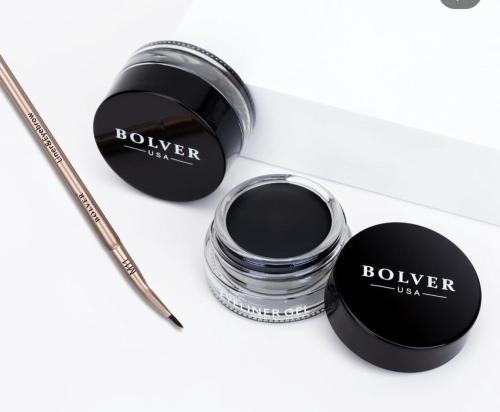 بولفير جل ايلاينر للعين سوبر دارك EL01