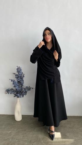 A black embroidered abaya