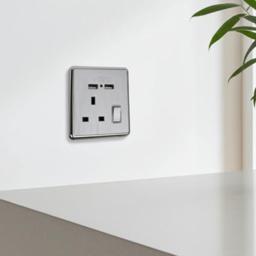 فيش مفرد 13A +USB فضى