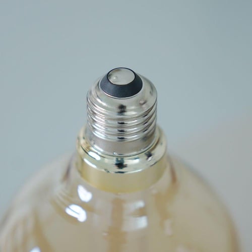 لمبة 5 واط لون الانارة 2000k مناسبة لقاعدة E27