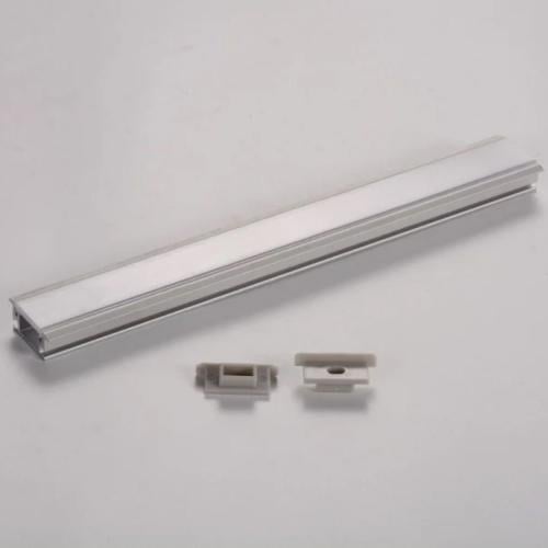 مجرى المنيوم ارضي قص 2.15 سم عمق 1.13 سم طول 3 متر