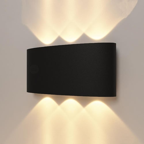 ابليك جداري ثلاثي المنيوم اسود بضوء اصفر 6W 16cm x...