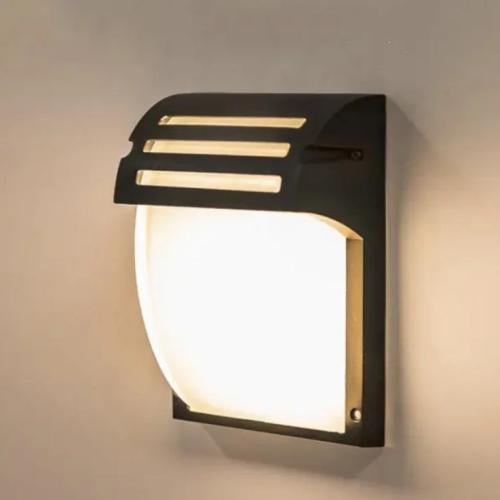 ابليك برج جداري خارجي أسود اضاءة صفراء 20W مقاس 18...