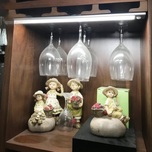 إضاءة لاصقة للدولاب 3 ألوان انارة مع حساس حركة