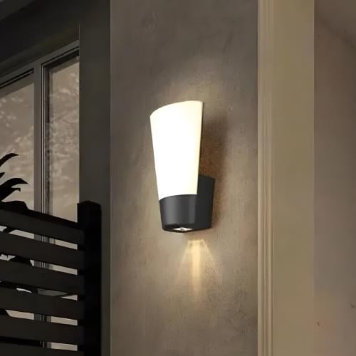 انارة خارجية LED لون الاضاءة اصفر 30w مقاس 22cm x...