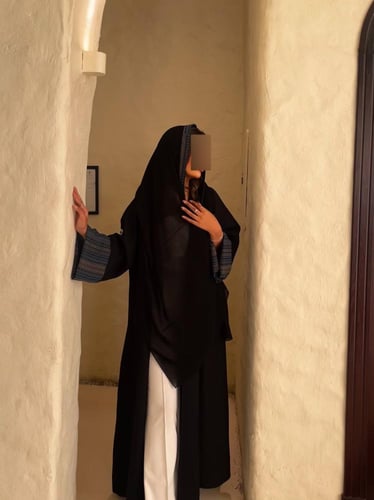 عباية ملاذ بقماش شمالي وقصة نص كلوش