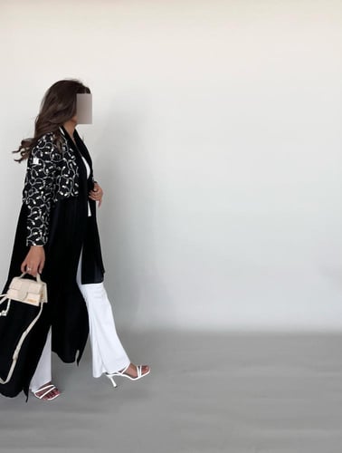 عباية سراب