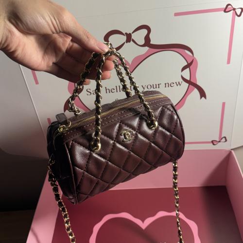 شانيل دائري ميني عنابي