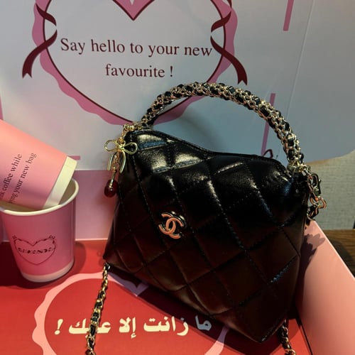 شنطه شانيل اسود مع ميداليه