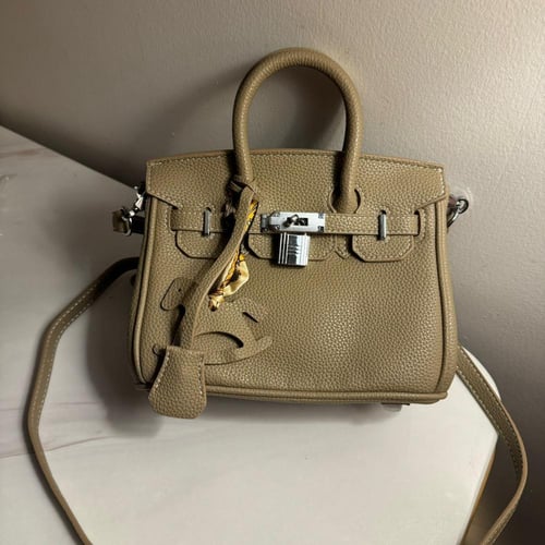 هيرمز كاكي مقاس 20 سم