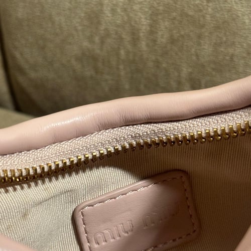 ميو ميو وردي فاتح