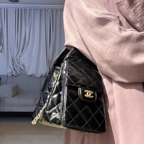 توت باق شانيل اسود لماع