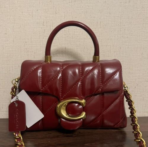 كوتش جلد عنابي