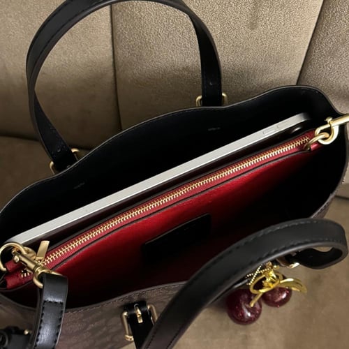 كوتش بني ميديم