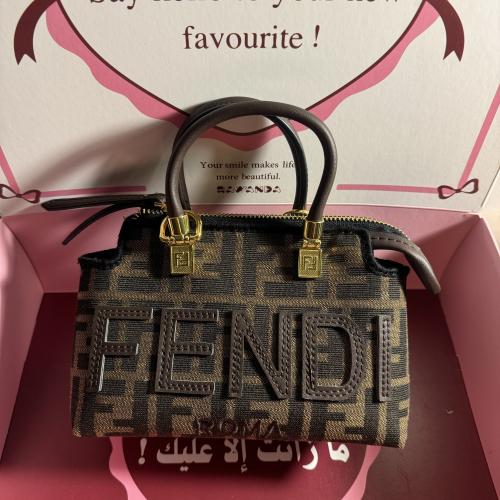 فندي كلاسيك ميني بني