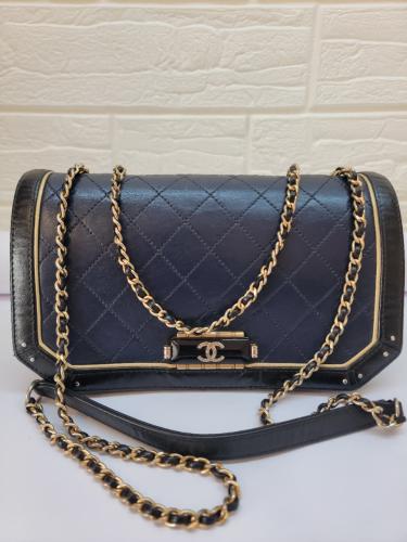 حقيبه شانيل اسود مستخدم