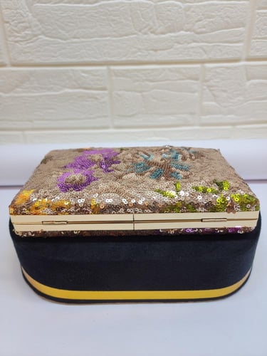 حقيبه كلاتش تطريز