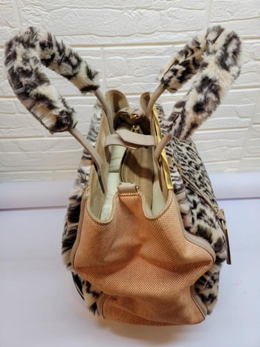 حقيبه فندي مستخدم