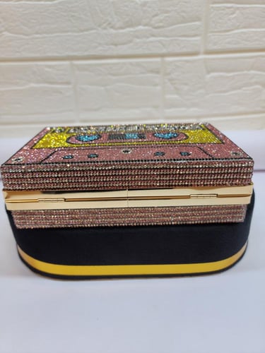 حقيبه كلاتش سهره