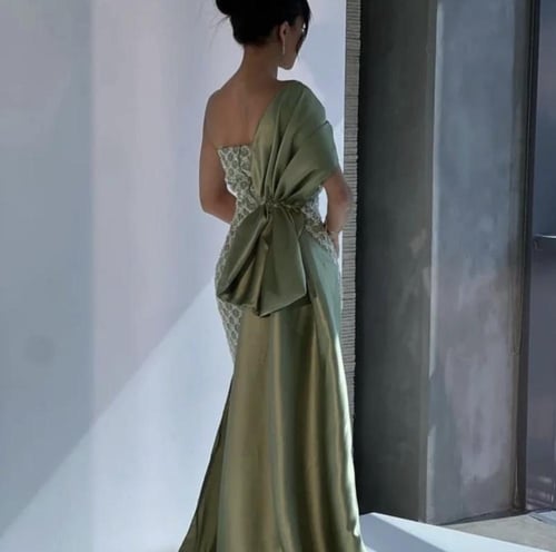 فستان سهرة سورايه شك