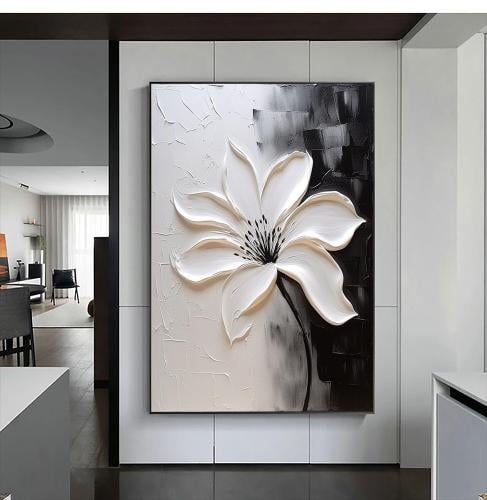 لوحة فنية أنيقة تجسّد زهرة بيضاء بارزة بتفاصيل ثلا...