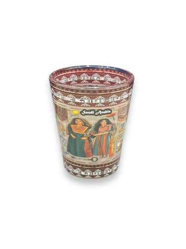 كوب زجاجي صغير