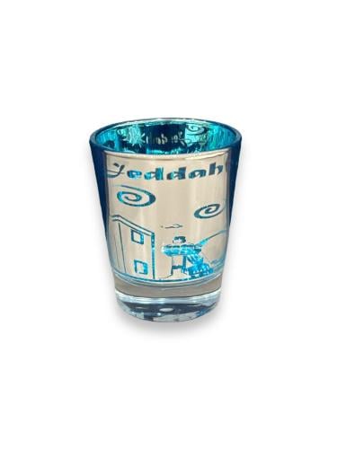 كوب زجاجي صغير