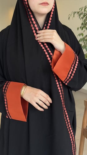 عباية مُنتقى