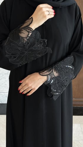 عباية زهراء