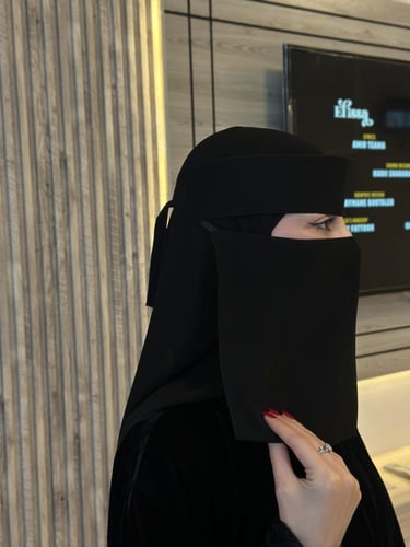 عرض " 3 " نقابات نقاب وسط بمطاط مائل